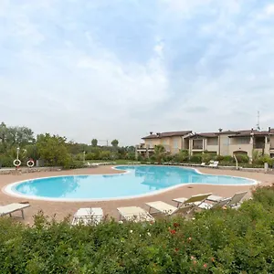 https://il-giardino-di-laura-sirmione.it-lombardy.com